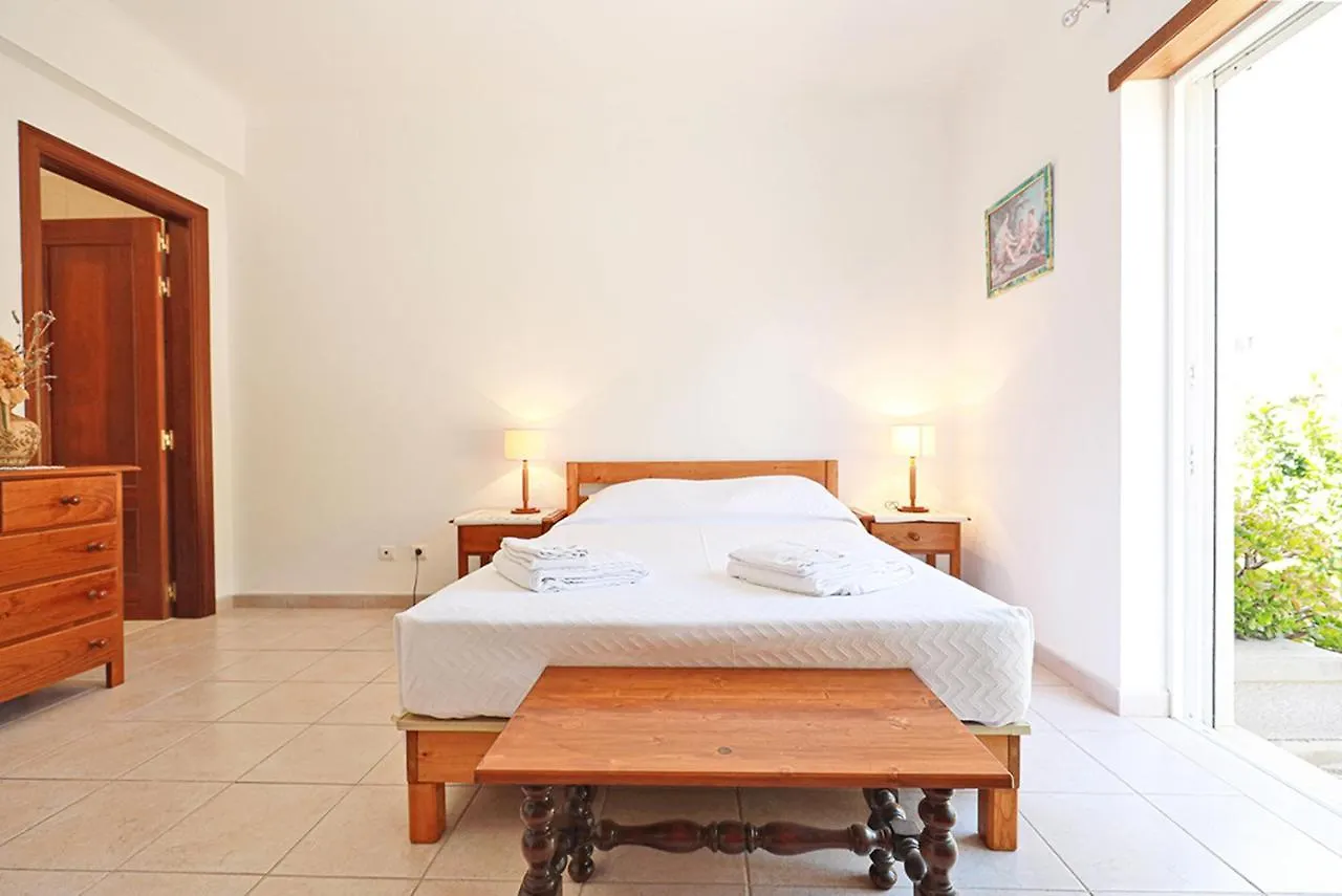 Pansiyon A66 - Pedra Alcada Stays Bedroom Lagos
